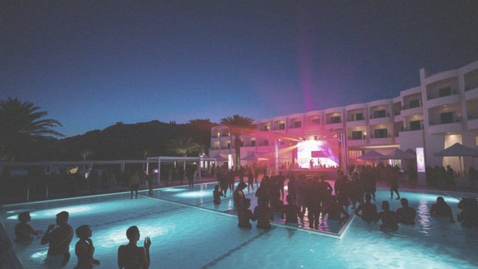 Jak wygląda życie nocne na Ibizie?