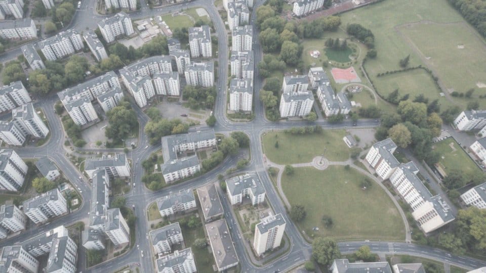 Gdzie znajdują się dzielnice takie jak Grunwald, Jeżyce i Wilda?